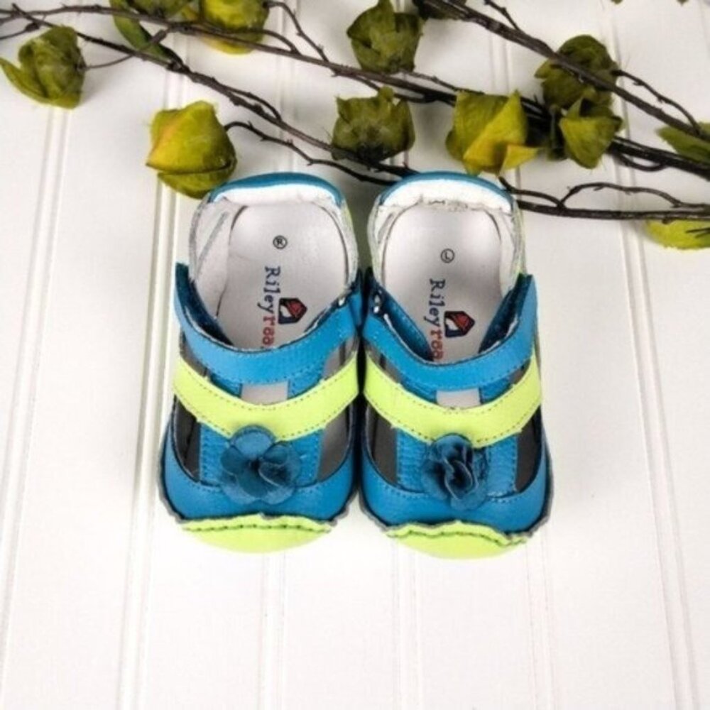 Riley Roos Allyson Leather Walking Shoes In Kiwi 18-24 months XL